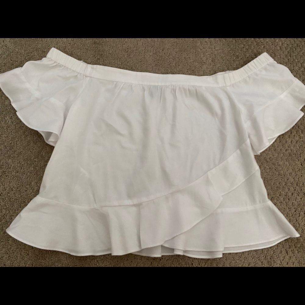 BCBG cute going out off the shoulder top